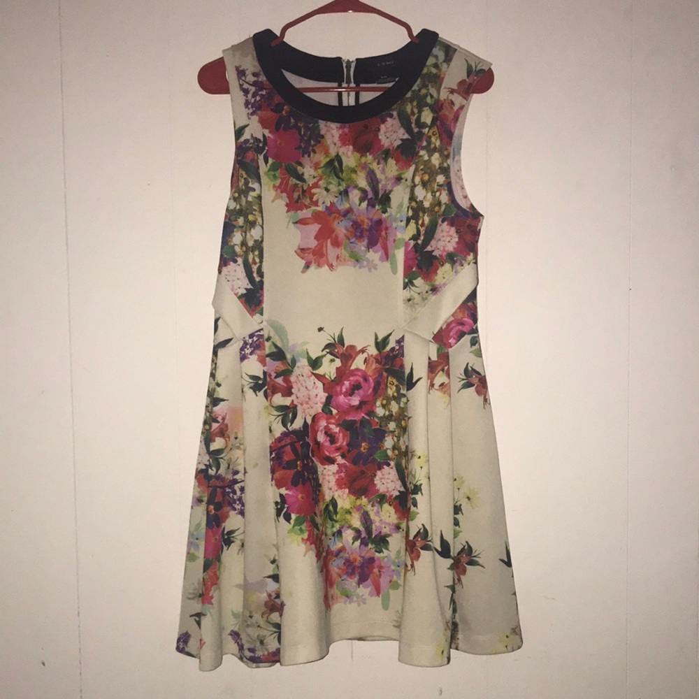 White floral dress k. By Kerch
